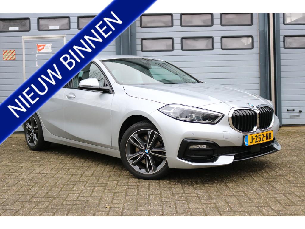 BMW 1-serie 118i Executive Edition Autom Xenon Led Navi Spor, Auto's, BMW, Automatische klimaatregeling, Stof, Gebruikt, Met garantie (alle)