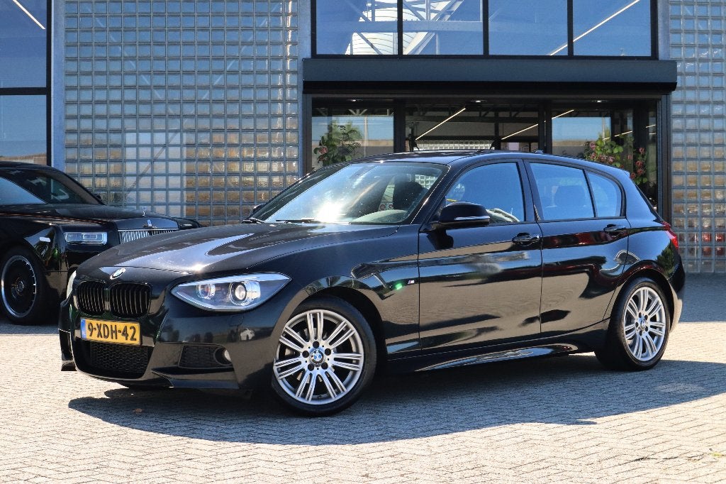 BMW 116i Executive M Pakket, Keyless, Airco, Stoelverw, Xeno, Auto's, 1-Serie, 4 cilinders, Zwart, Origineel Nederlands