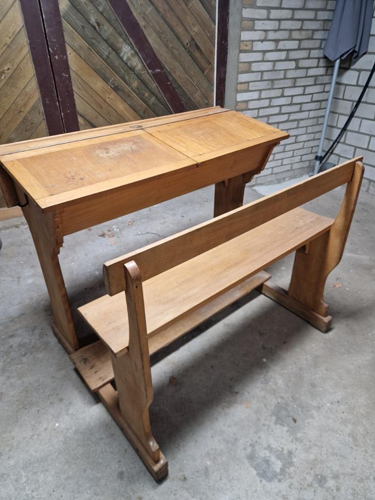 Antiek schoolbureau, Huis en Inrichting, Bureaus, Ophalen, Opbergruimte, 105 cm, Gebruikt