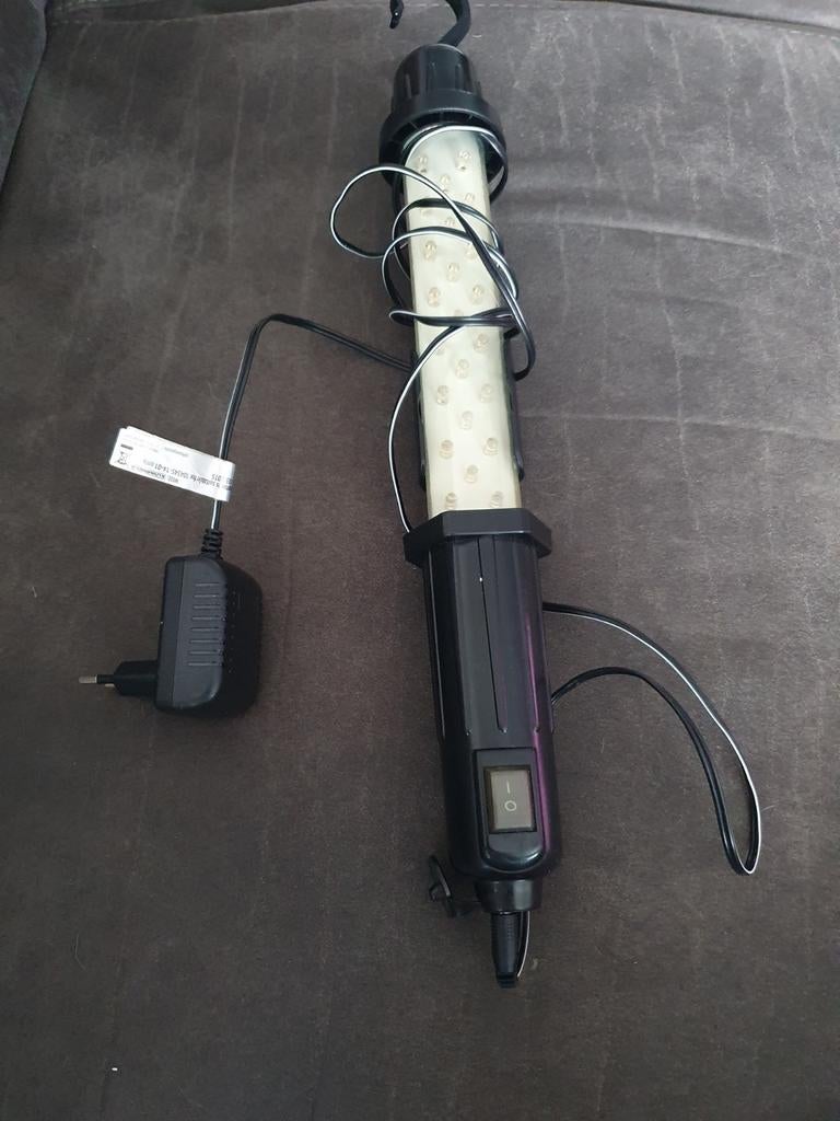 LED Werkplaatslamp met Oplader - Handige Inspectielamp, Ophalen of Verzenden, Gebruikt