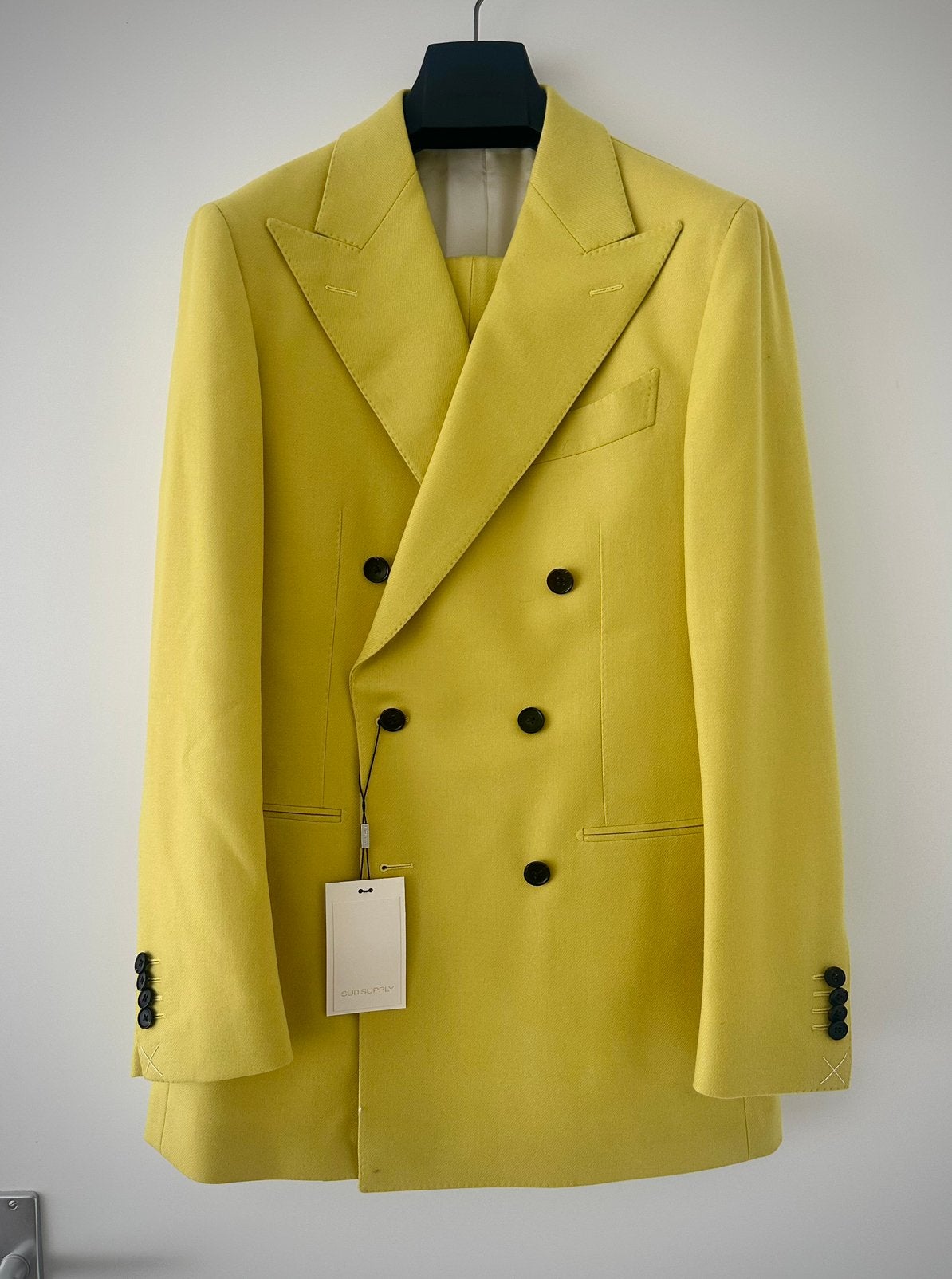 Suitsupply gele mustard pakken kostuum set maat 48, Ophalen of Verzenden, Nieuw, Maat 48/50 (M), Geel