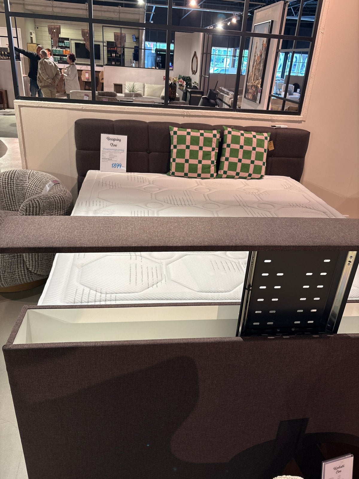 Boxspring, Huis en Inrichting, Tafels | Salontafels, Gebruikt, Ophalen of Verzenden