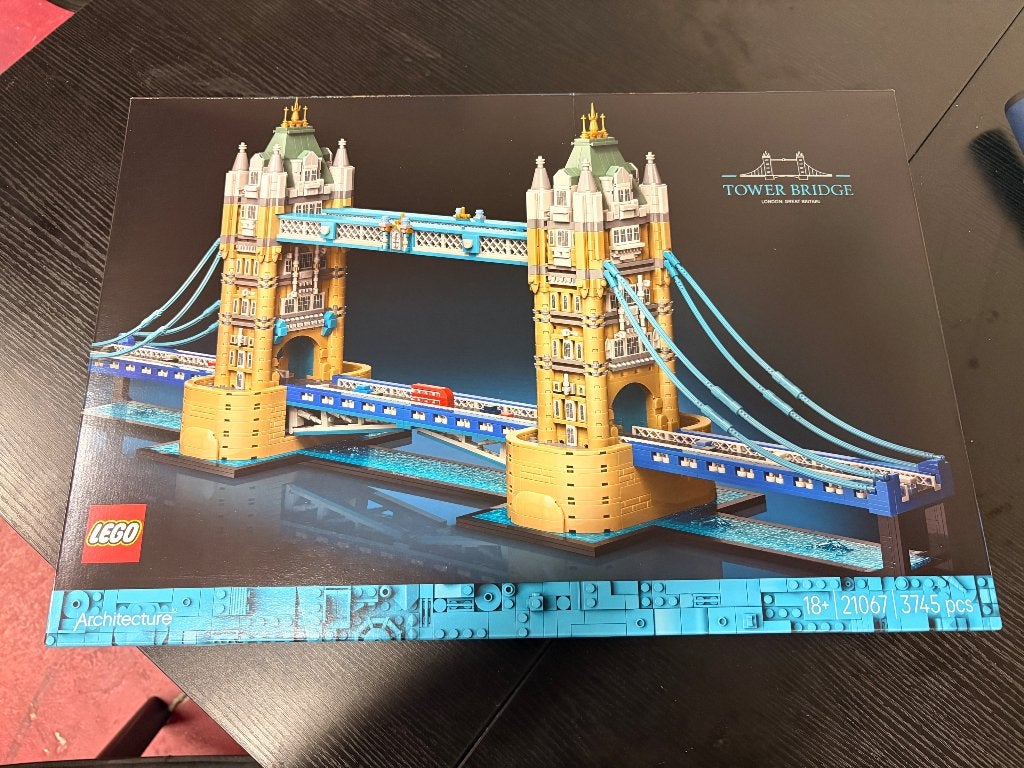 LEGO 21067 Tower Bridge (nieuw), Nieuw, Architecture, Ophalen of Verzenden, Complete set