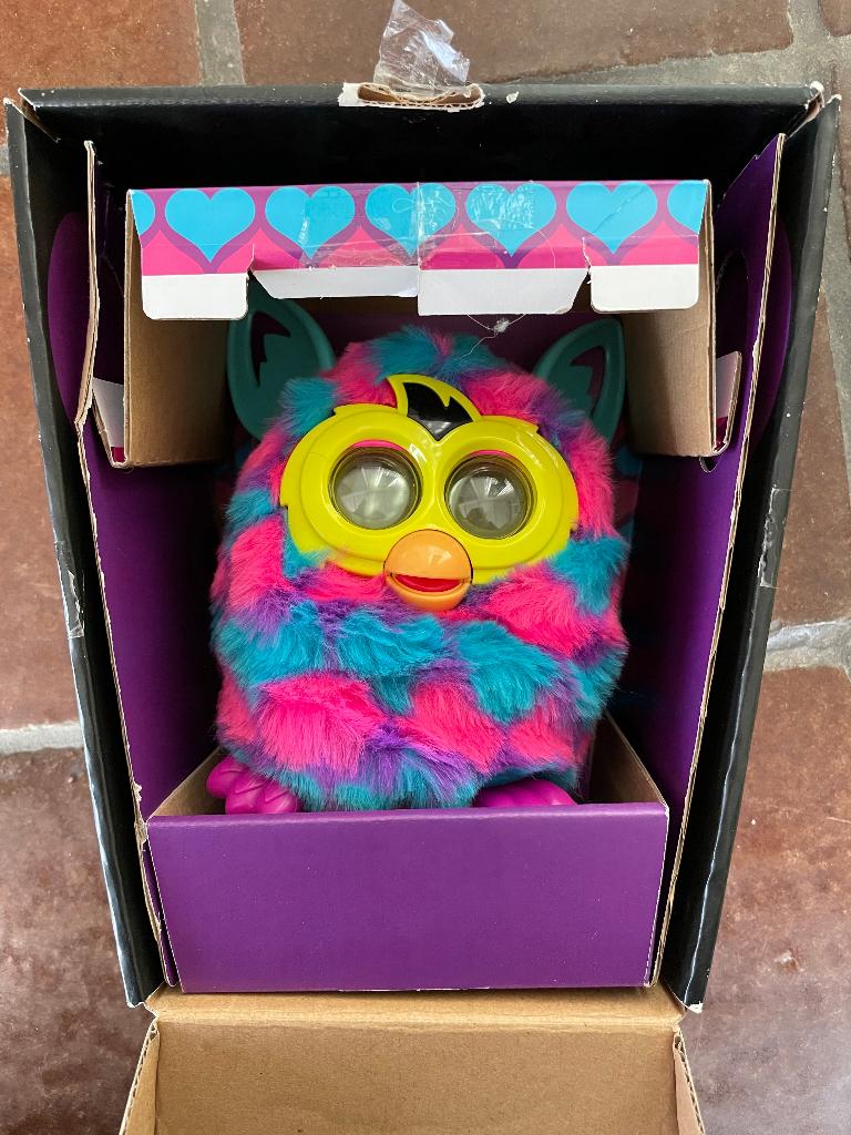 Furby Hasbro Pink Hearts 2013, Ophalen of Verzenden, Zo goed als nieuw