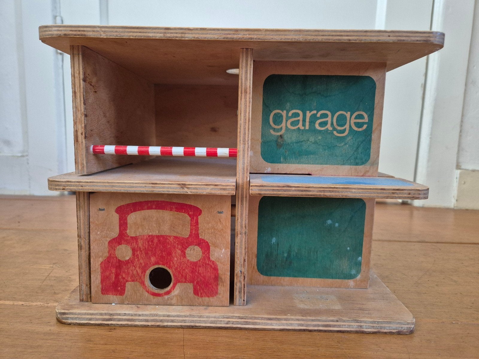 SIO Garage, hout, Ophalen, Gebruikt, Poppenhuis
