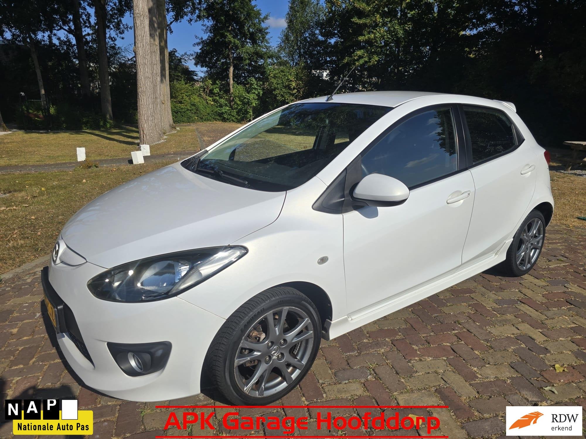 Mazda 2 / GT-M / 1.5 S-VT Executive / 103 PK, Voorwielaandrijving, Stof, 31 €/maand, 4 cilinders