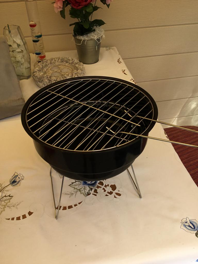 BBQ + koeltas, Tuin en Terras, Houtskoolbarbecues, Ophalen, Nieuw