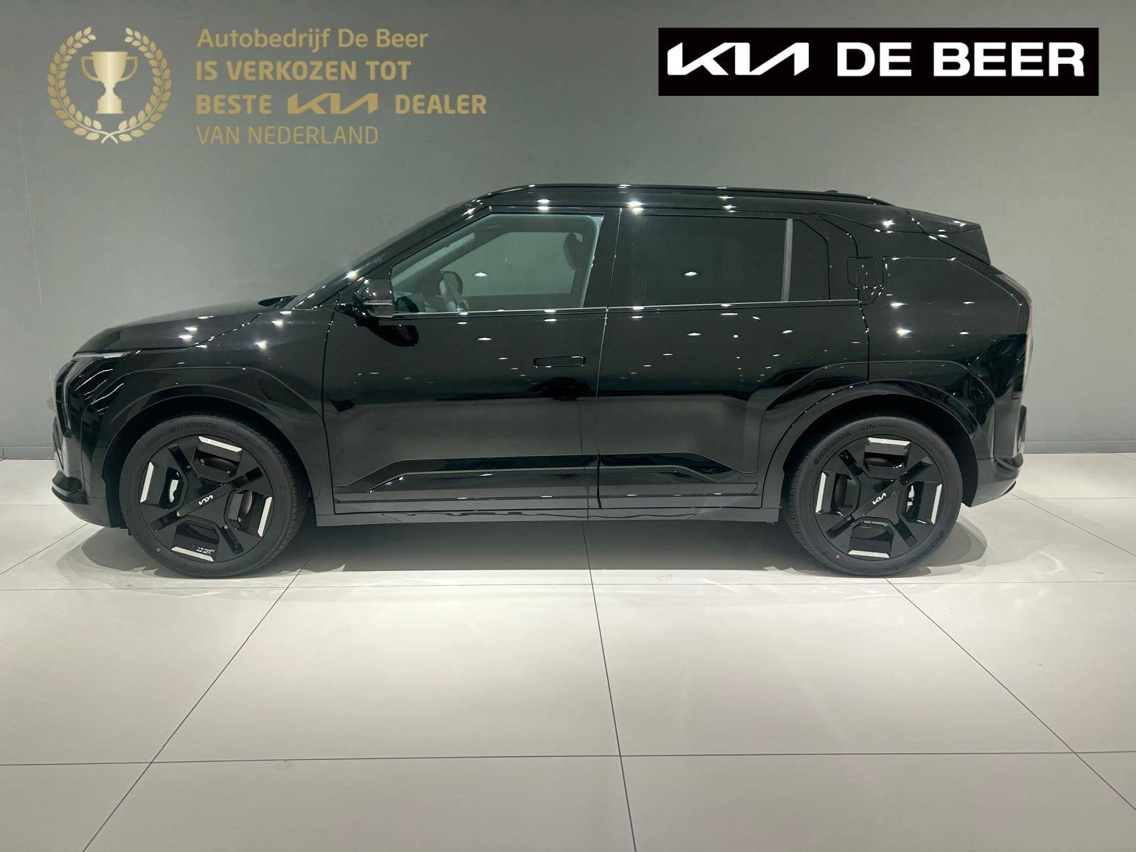 Kia Ev3 81,4 kWh 204pk GT-Line, Auto's, Automaat, EV3, Zwart, 1700 kg