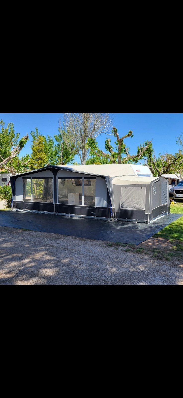 DETHLEFFS BEDUIN 545 DBM OP CAMPING PLAYA MONTROIG, Tot en met 3, Particulier, Queensbed, 1500 - 2000 kg