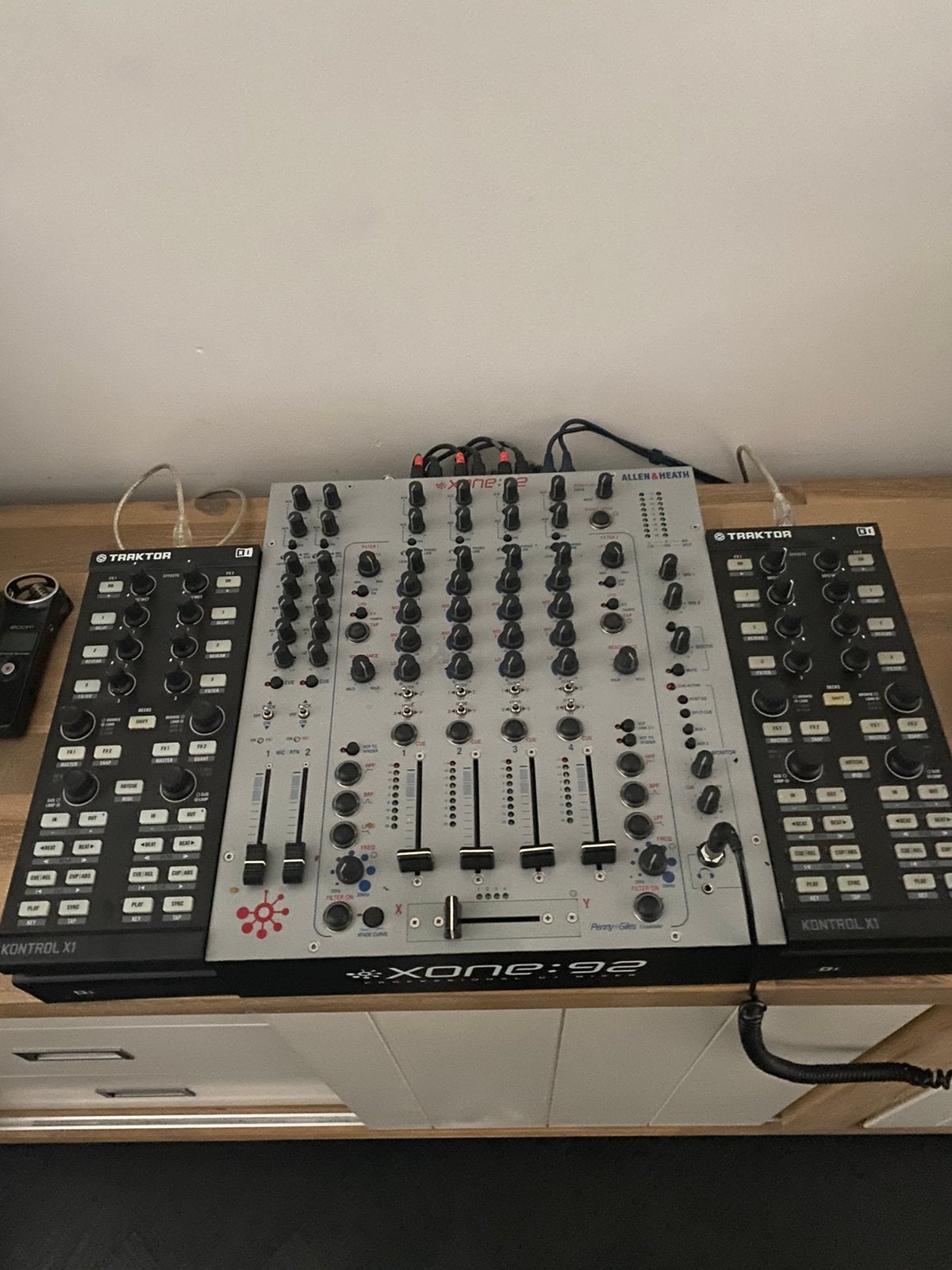 Allen heath xone 92 mixer VASTE PRIJS, Muziek en Instrumenten, Mengpanelen, Ophalen of Verzenden, Zo goed als nieuw, Minder dan 5 kanalen
