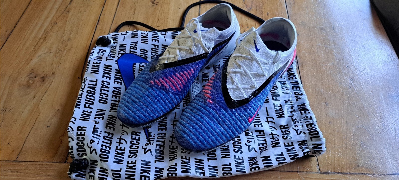 Nike Phantom 6 Elite Low Cut, Sport en Fitness, Voetbal, Maat XS of kleiner, Ophalen of Verzenden, Nieuw, Schoenen
