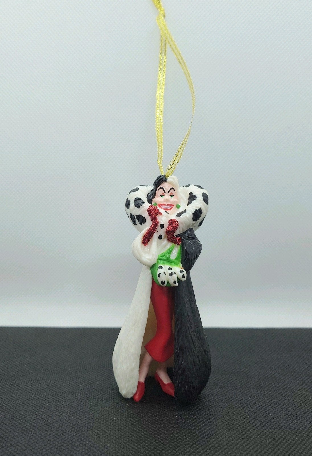 Disney Cruella De Vil kerst ornament hanger kerstbal, Ophalen of Verzenden, Zo goed als nieuw