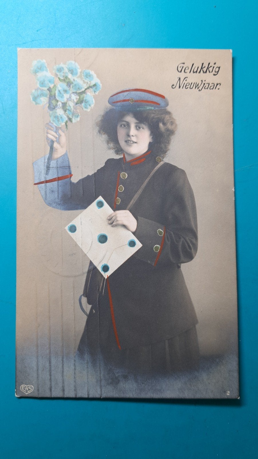 postbode vrouw 1910 - gelukkig Nieuwjaar, Ophalen of Verzenden, Voor 1920, Gelopen