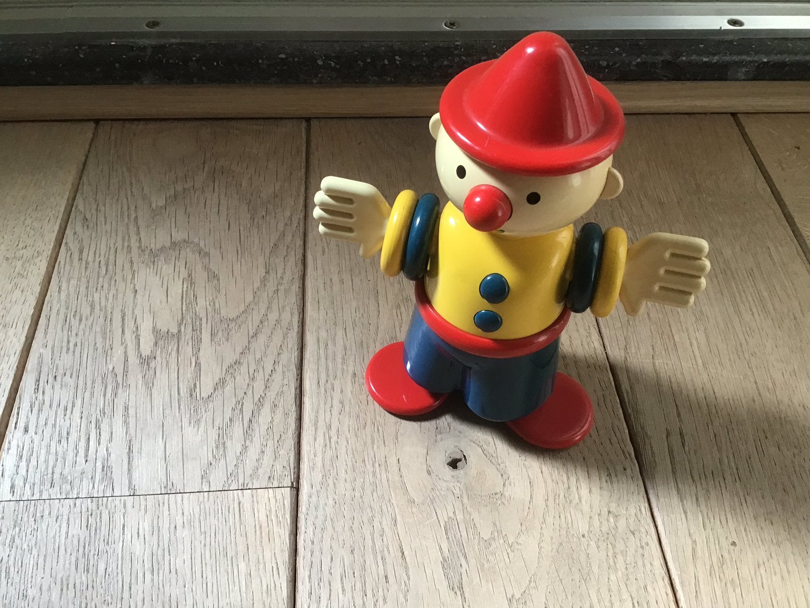 Ambi Toys clown met ringen om armen maken geluid ook de neus, Ophalen of Verzenden, Zo goed als nieuw, Overige typen