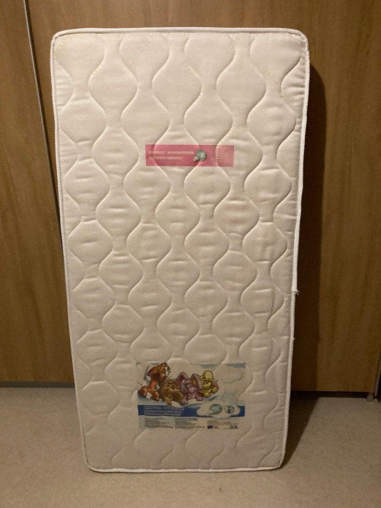 kindermatras, Ophalen, 190 cm of minder, Zo goed als nieuw, Matras