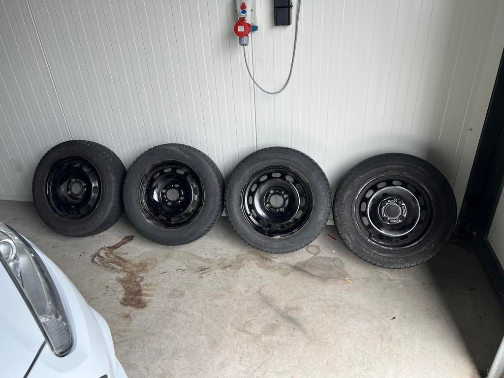 Ford Fiesta Stalen velgen met banden tpms sensoren, Ophalen, 14 inch, Gebruikt, 175 mm