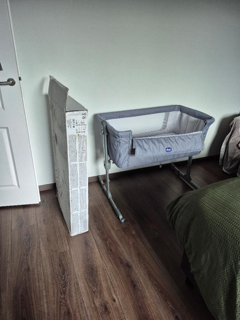 Co Sleeper Chicco, Ophalen, Zo goed als nieuw, Minder dan 140 cm, 70 tot 85 cm
