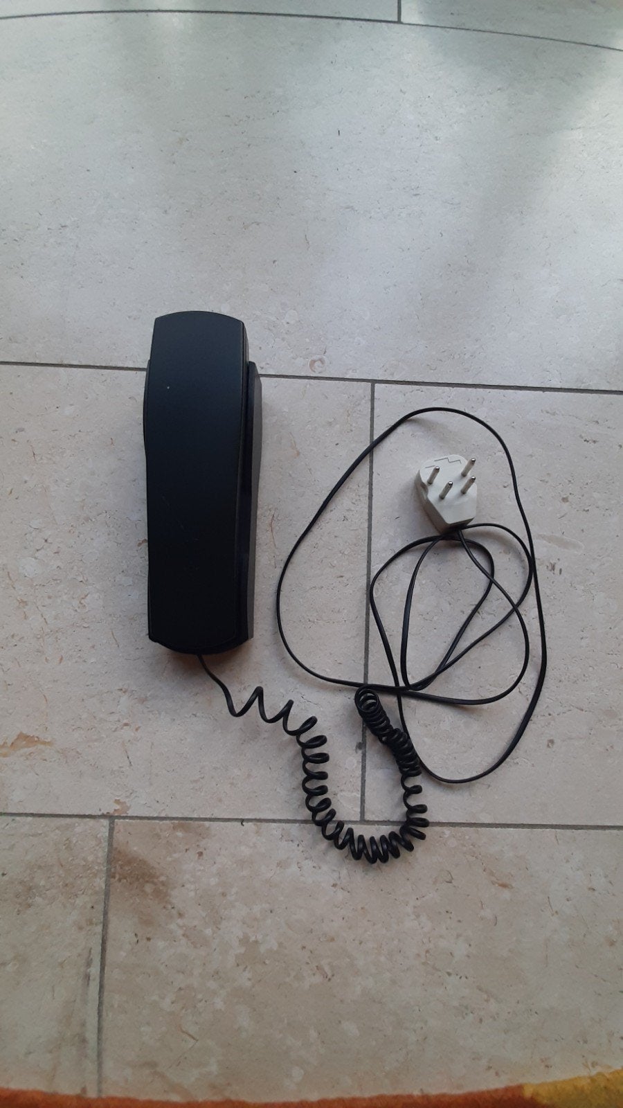 Zwarte tafel- of wandtelefoon van Ranex, Telecommunicatie, Ophalen of Verzenden, Zo goed als nieuw