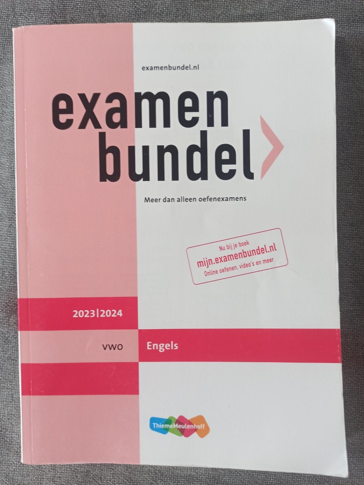 Examenbundel Engels VWO 2023/2024, Boeken, Studieboeken en Cursussen, ThiemeMeulenhoff, Ophalen of Verzenden, Alpha, WO