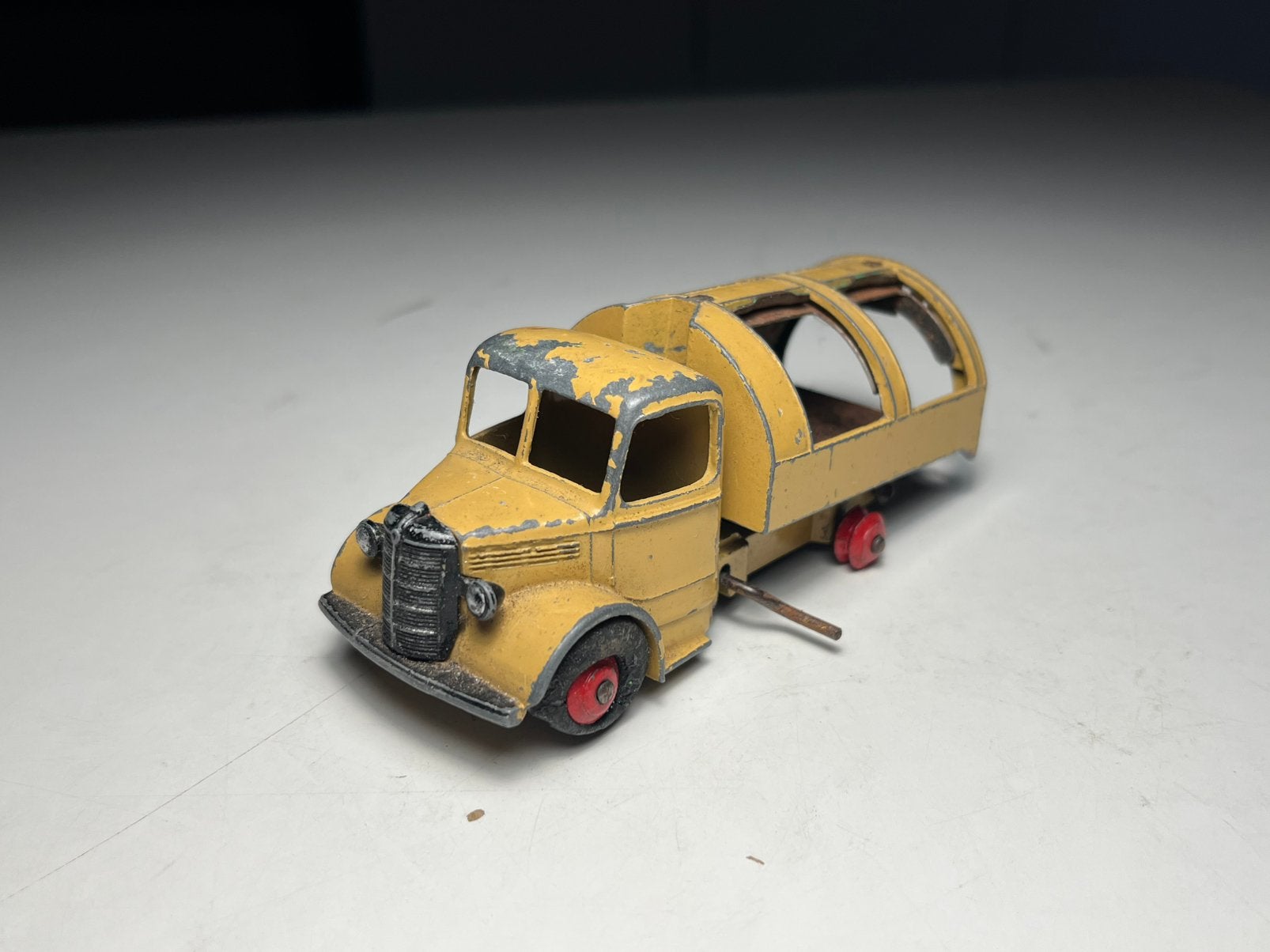 Dinky Toys - Bedford - Schaal 1:43, Hobby en Vrije tijd, Ophalen of Verzenden, Gebruikt, Bus of Vrachtwagen, Dinky Toys
