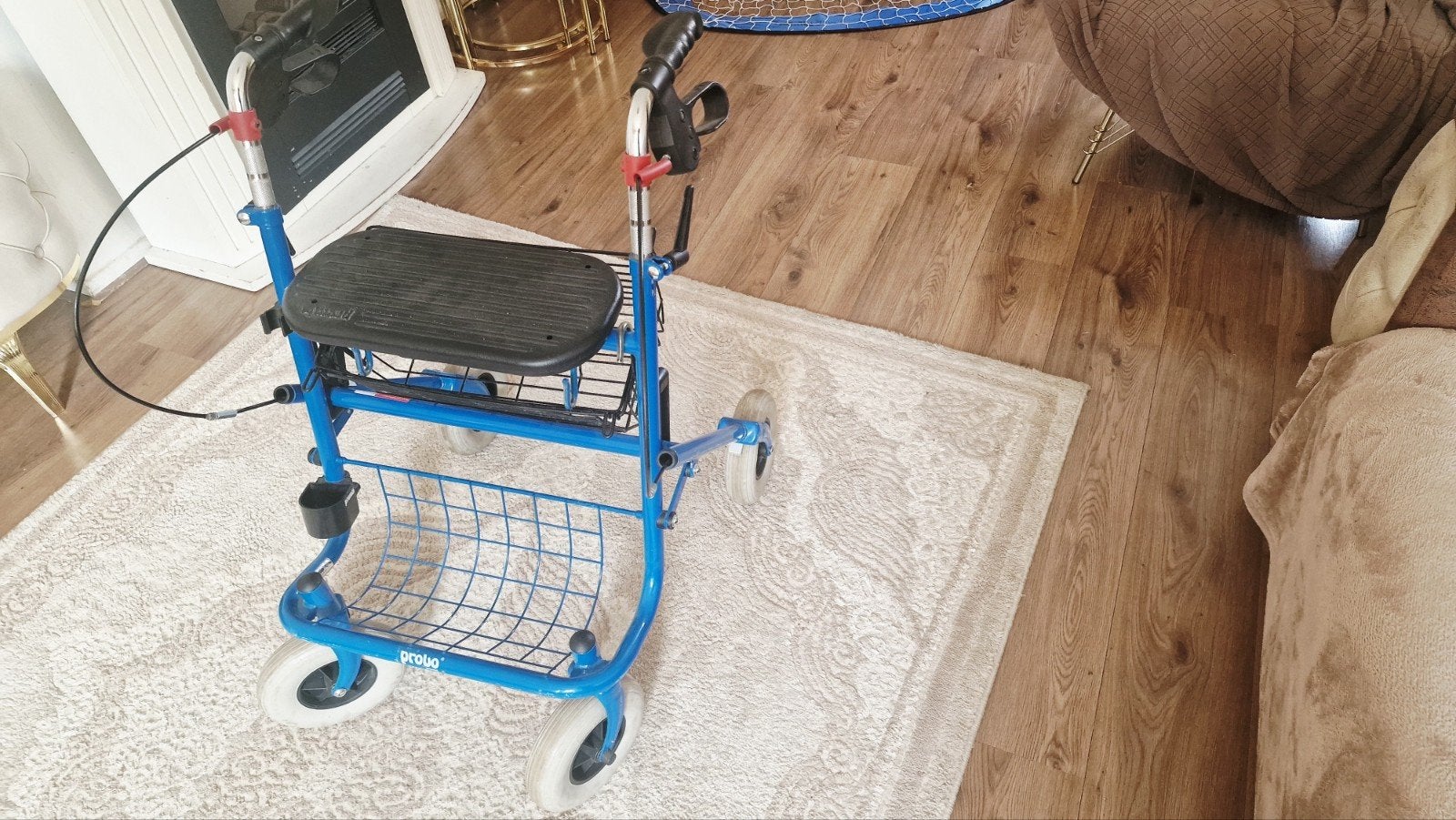 Zo goed als nieuwe Premis Provo blauwe rollator – Volledig i, Diversen, Ophalen, Zo goed als nieuw