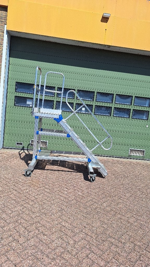 Bordestrap boottrap bordeshoogte 151 cm, Doe-het-zelf en Verbouw, Ophalen, Gebruikt, Trap, Minder dan 2 meter