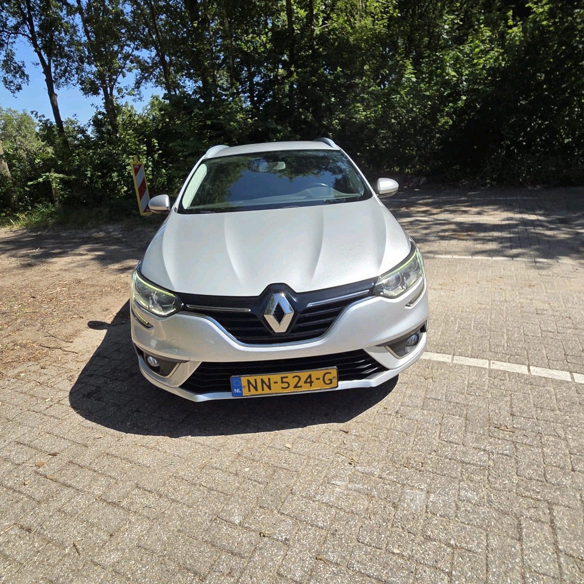 Renault Mégane 1.2 Energy TCe 101pk 2017 Grijs Eco, Auto's, Renault, Voorwielaandrijving, 101 pk, 4 cilinders, Leder en Stof
