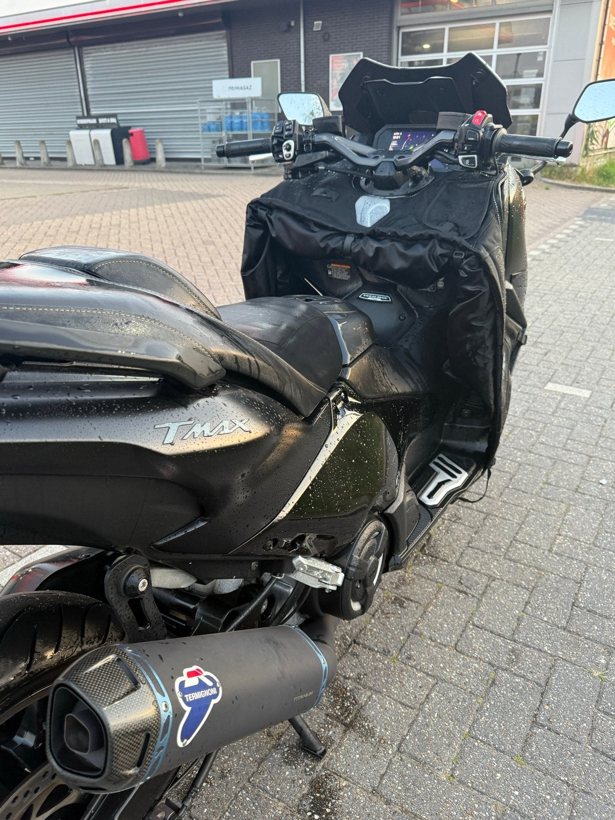 Yamaha TMAX 560 TECH MAX - Zo goed als nieuw, Motoren, Scooter, Nieuw, 560 cc, Particulier