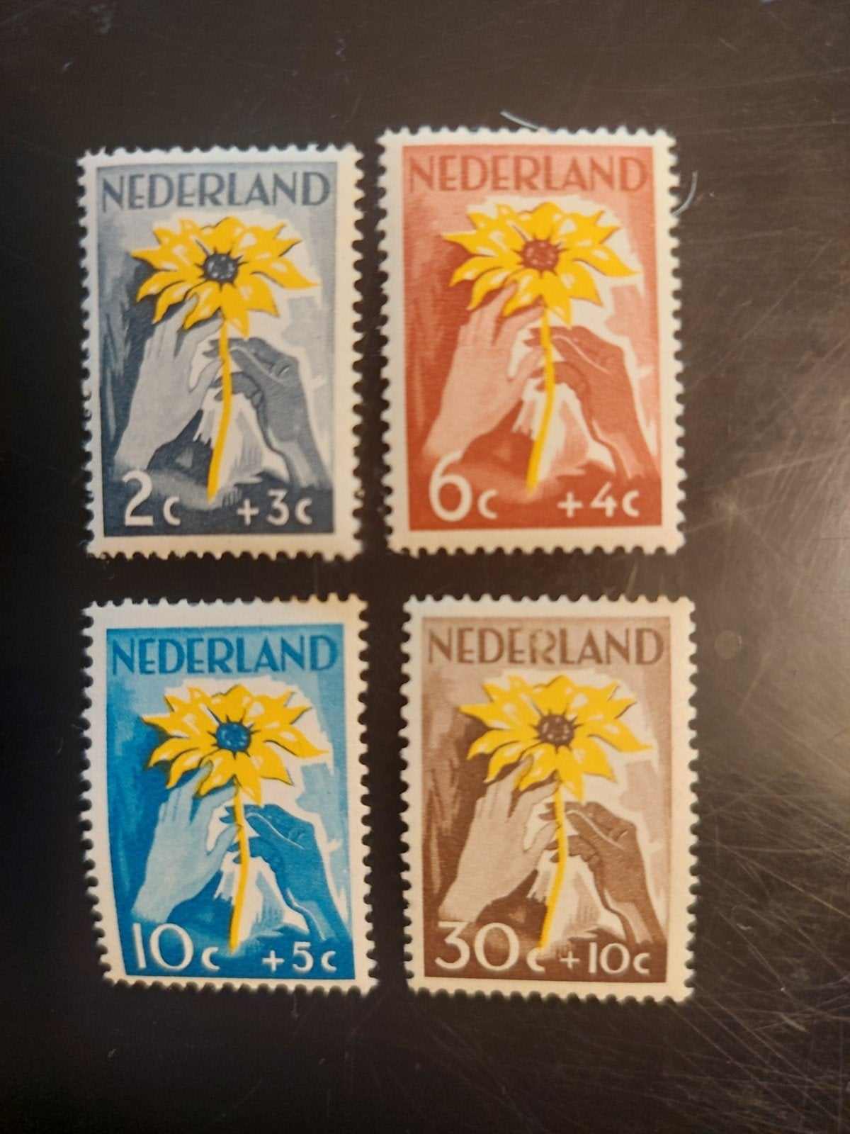 Postzegels Nederland 1949 Nvph 538-541 ongebruikt., Postzegels en Munten, Postzegels | Nederland, Ophalen of Verzenden, Na 1940