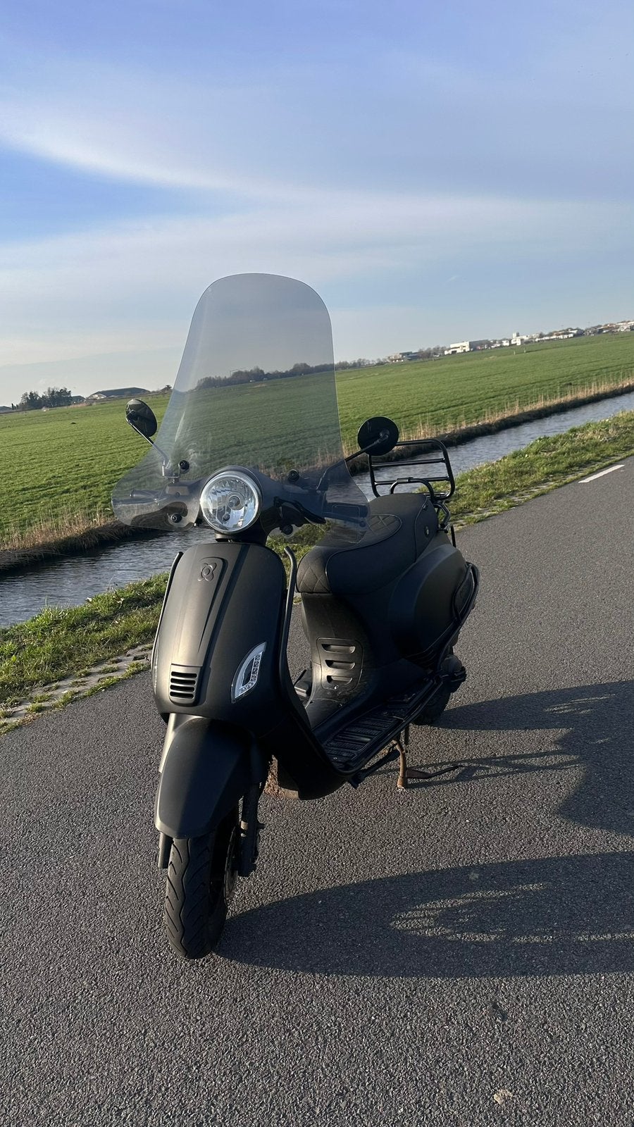AGM mat zwart, Ophalen, Zo goed als nieuw, Benzine