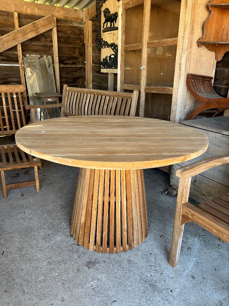Ronde teak buitentafel tuin tafel rond, Ophalen, Hoevesteenwijkerwold@gmail.com, Hesselingendijk 1, 8341TP Steenwijkerwold, Teakhout