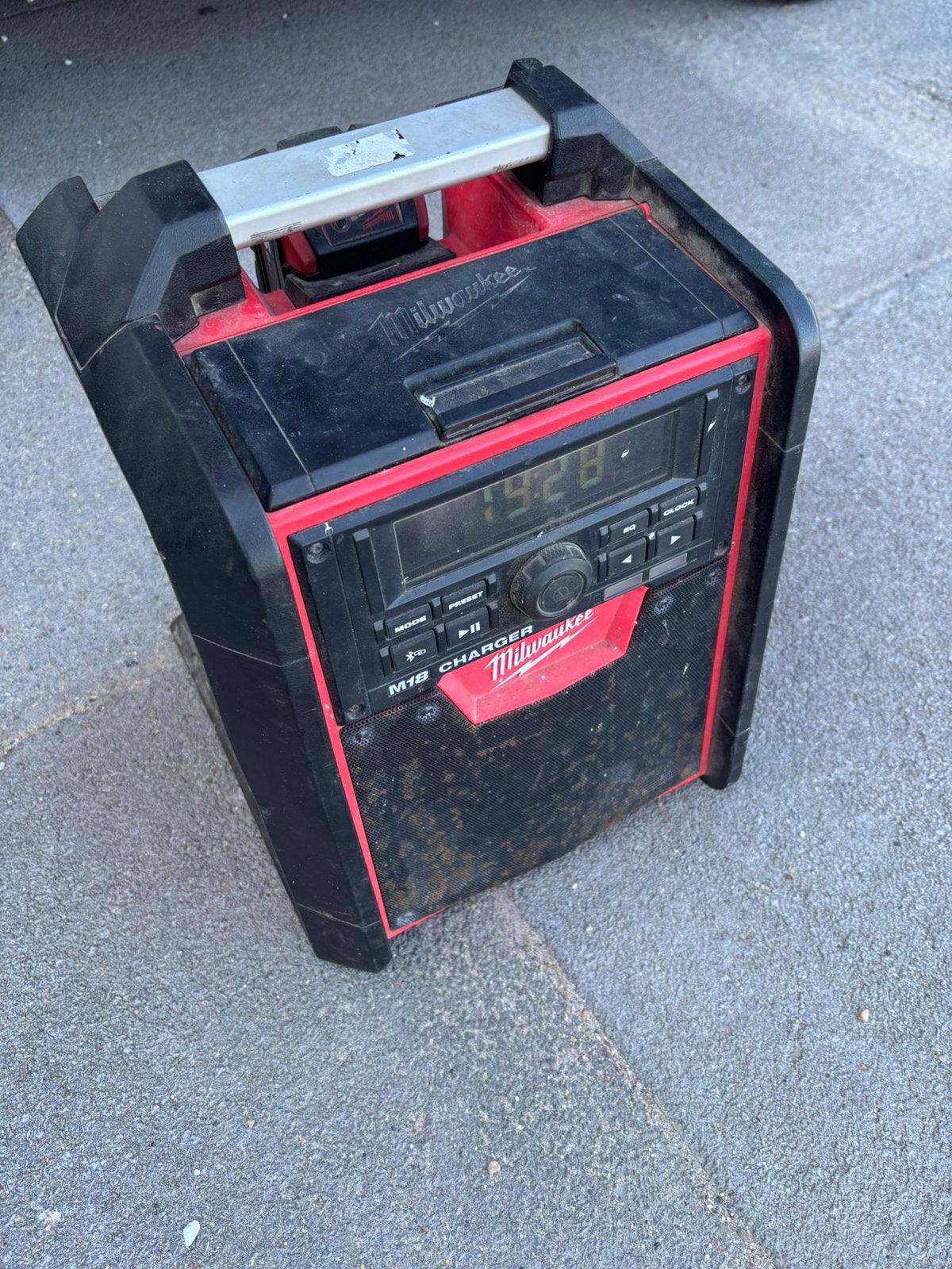 Milwaukee RC M18 Radio, Ophalen, Zo goed als nieuw