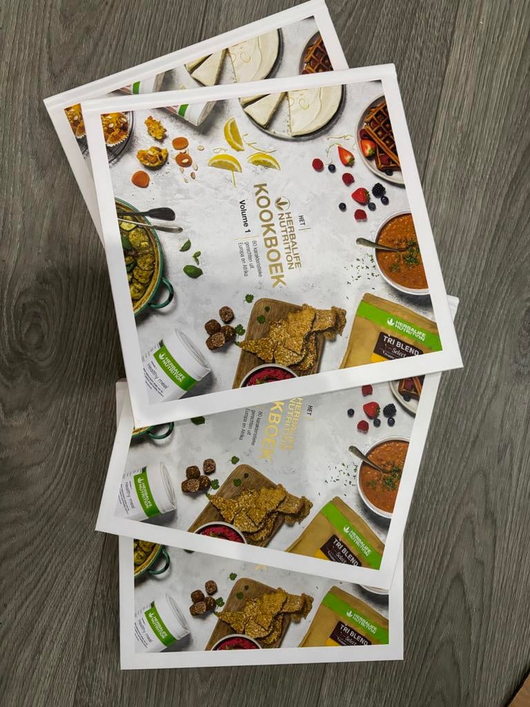 Herbalife kookboeken en armband, Ophalen of Verzenden, Zo goed als nieuw, Overige typen