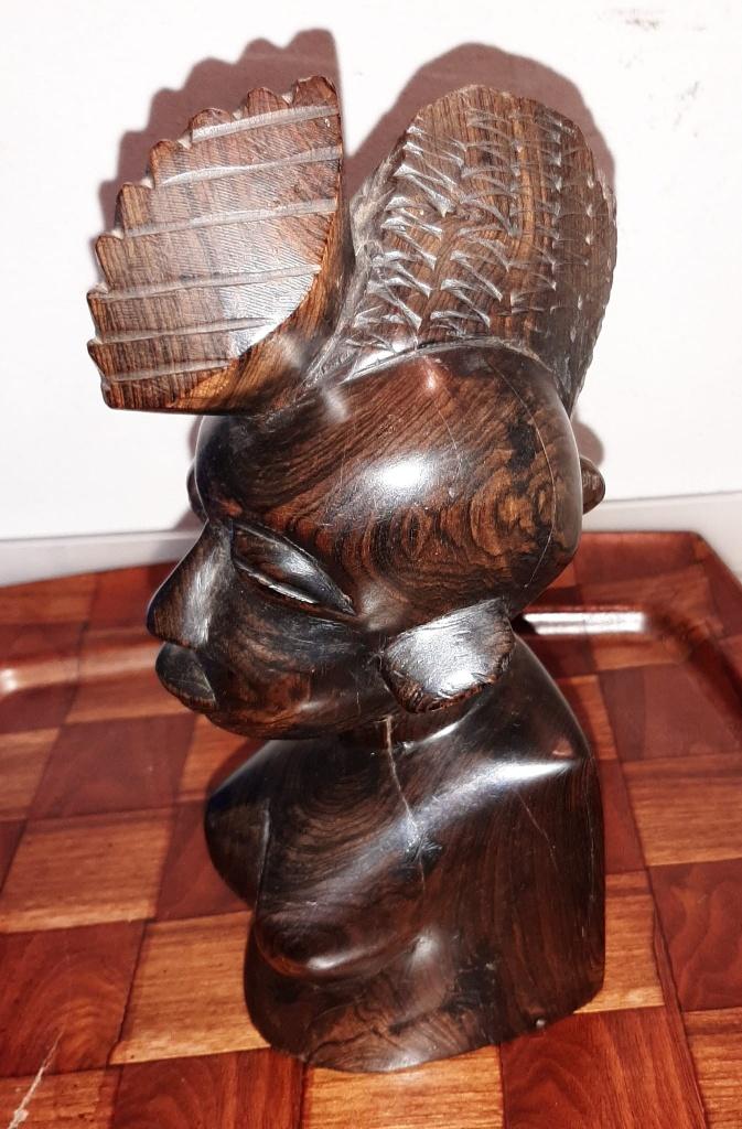 Afrikaans houtsnijwerk, Antiek en Kunst, Kunst | Beelden en Houtsnijwerken, Minder dan 20 cm, Buste, Ophalen of Verzenden, Zwart