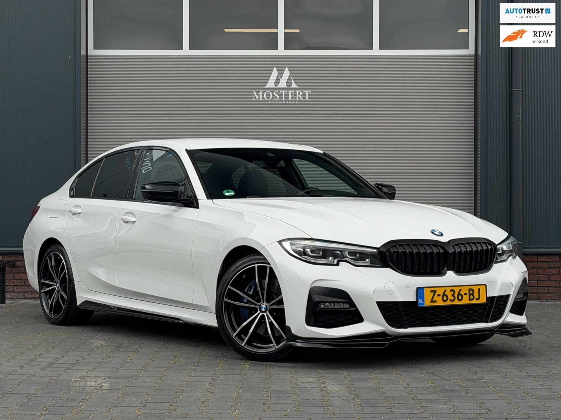 BMW 3-serie 330e High Executive|2020|M sport||Dealer on|Lede, Auto's, 1998 cc, Achterwielaandrijving, Gebruikt, 4 cilinders