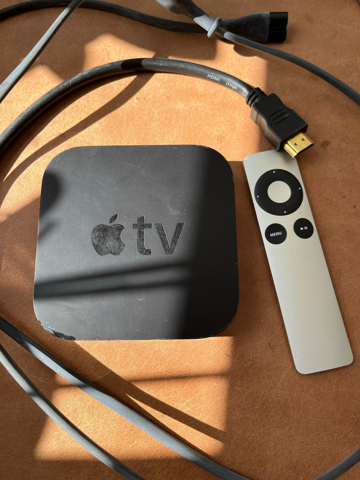 Apple TV met afstandsbediening en HDMI-kabel, Ophalen, Gebruikt, HDMI, Zonder harde schijf