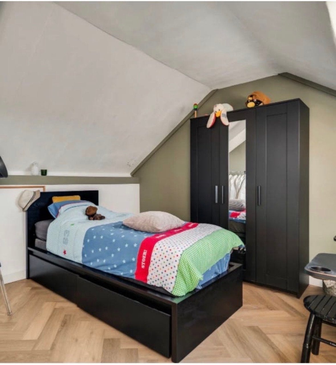 IKEA Ombouw bed 90x200 - Zeer goed, Huis en Inrichting, Slaapkamer | Bedden, 90 cm, Eenpersoons, Zwart, Ophalen of Verzenden