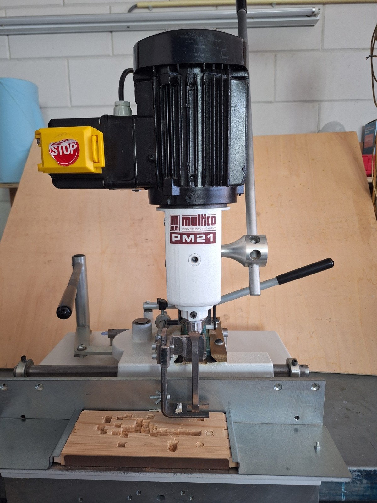 Multico PM21 vierkante gaten boormachine met accessoires, Doe-het-zelf en Verbouw, Ophalen, Zo goed als nieuw, 600 watt of meer