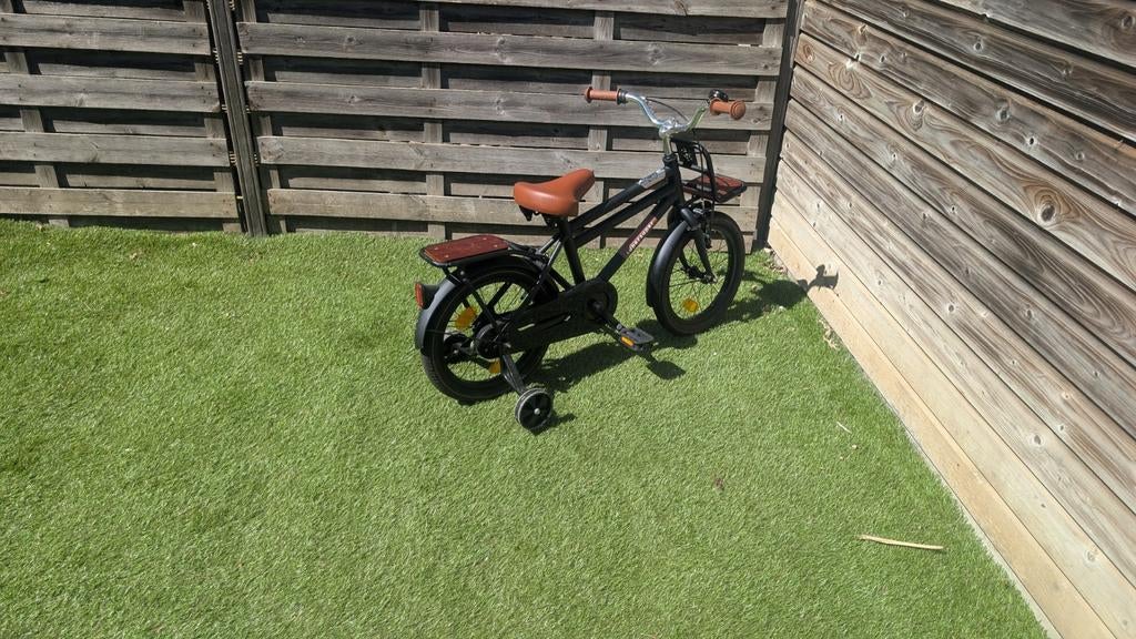 Kinderfiets 16 inch met zijwieltjes - nette staat, Ophalen of Verzenden, Zo goed als nieuw, Minder dan 16 inch, Zijwieltjes