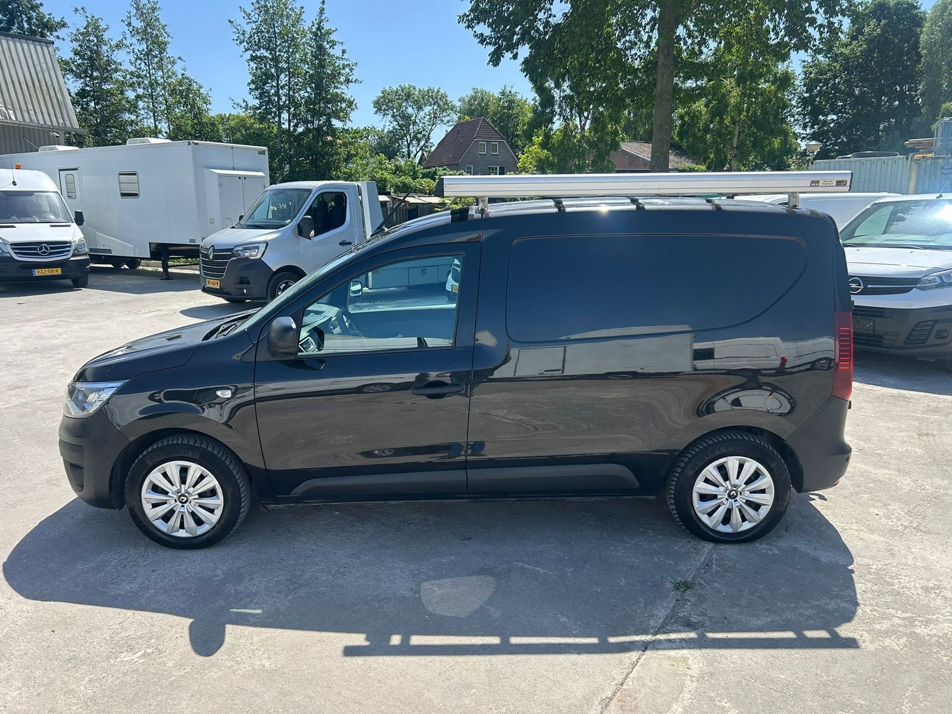 Renault Kangoo 1.5 dCi 75 Generique half leder navi euro 6, Voorwielaandrijving, Stof, Gebruikt, 4 cilinders