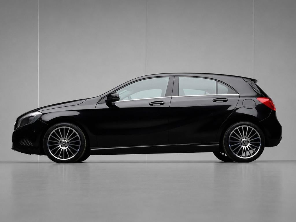 Mercedes-Benz A-klasse 180 Ambition Sport (NAVI,PDC,CLIMATE,, Gebruikt, 4 cilinders, Onderhoudsboekje, A-Klasse