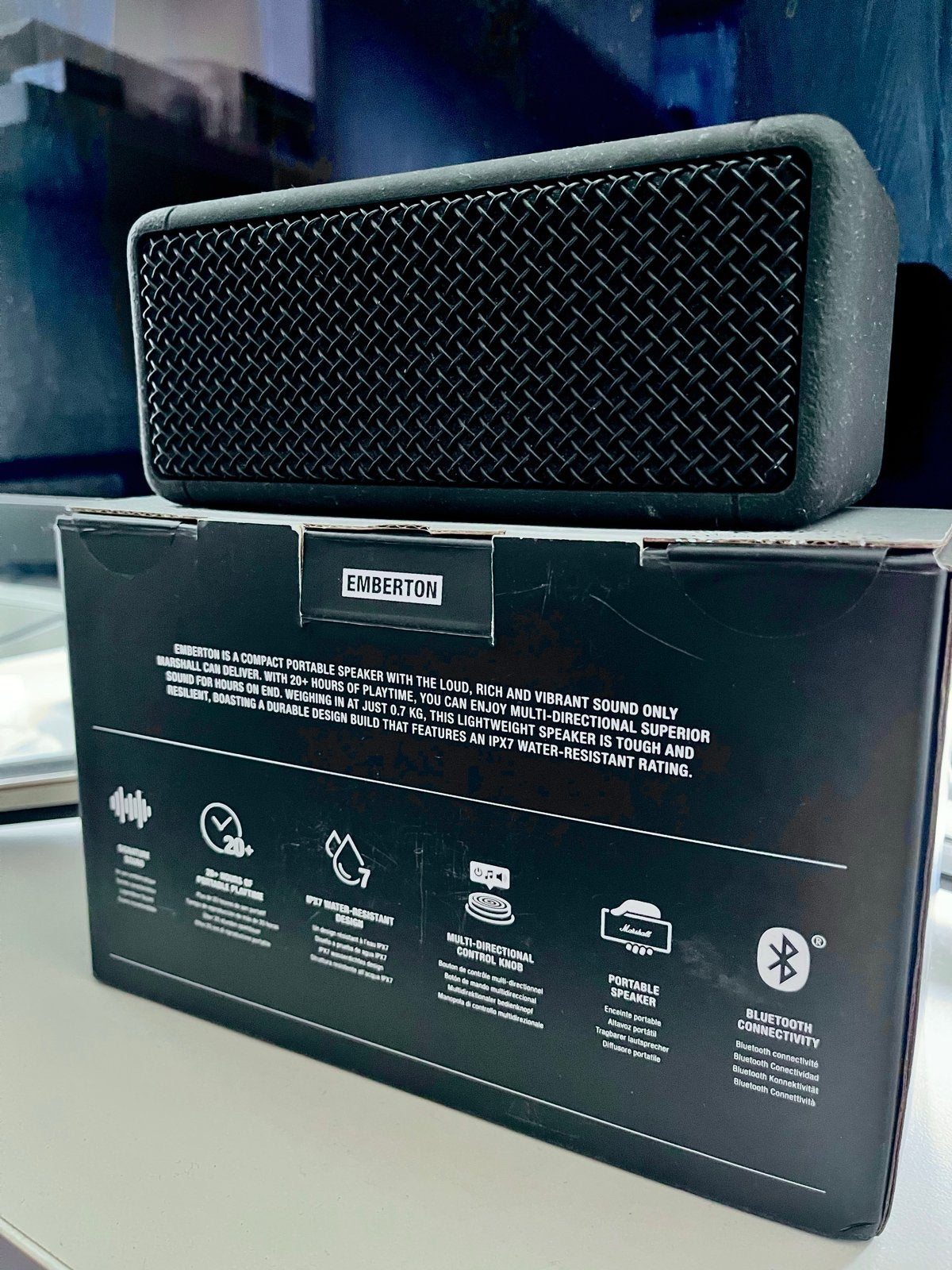 Foto 6 van Marshall Emberton Bluetooth Speaker Wireless Water Resistant