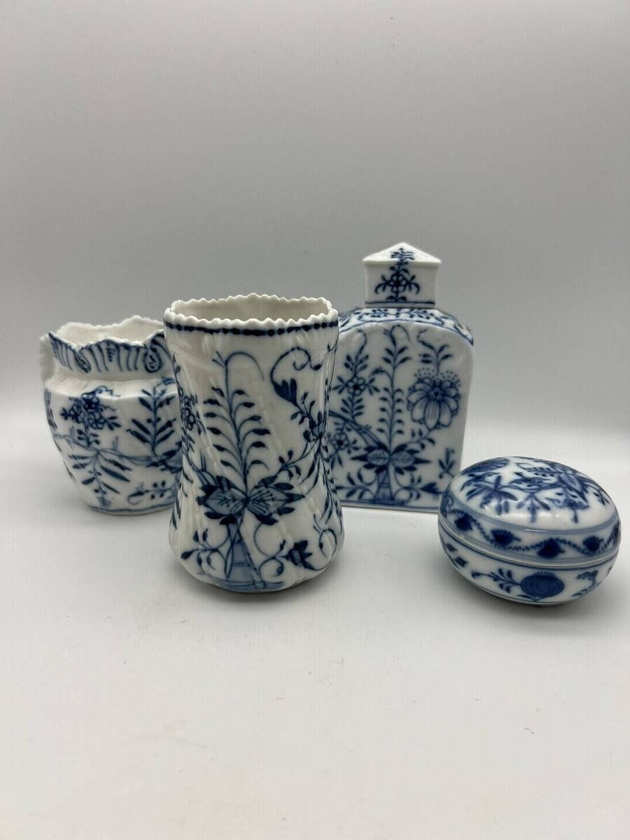 Kavel 328 - Meissen Zwiebelmuster – Blauw-wit porselein, Ophalen of Verzenden
