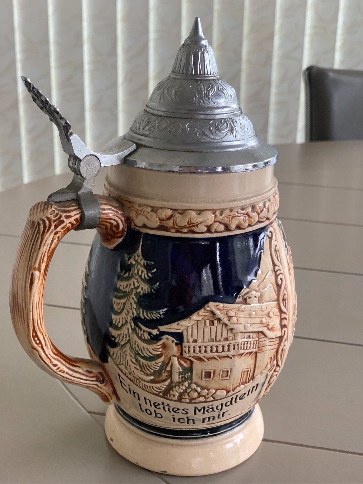 Stenen Oktoberfest bierpul met deksel, Verzamelen, Ophalen of Verzenden, Zo goed als nieuw, Pul(len), Overige merken