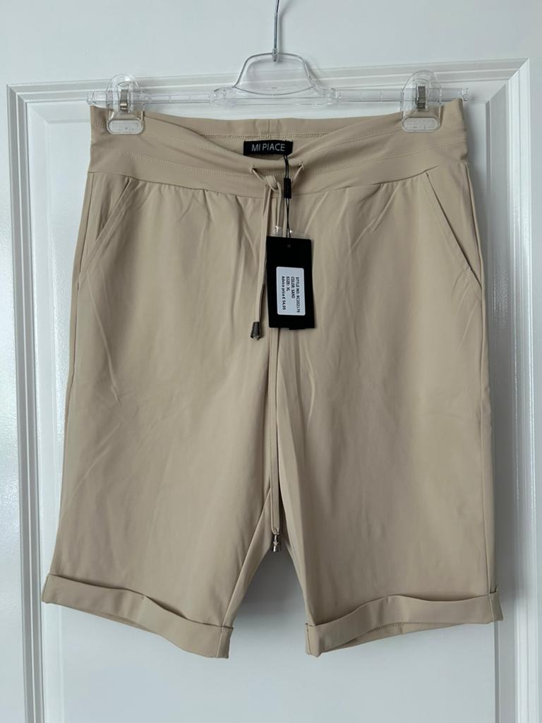 Short travelstof, Ophalen of Verzenden, Nieuw, Overige maten, Beige
