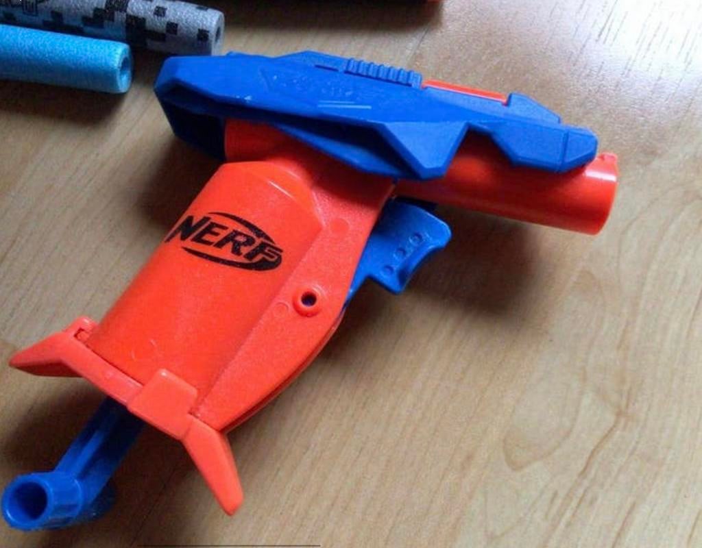NERF pistooltje 🌺 met veel peiltje zie info, Ophalen of Verzenden, Zo goed als nieuw