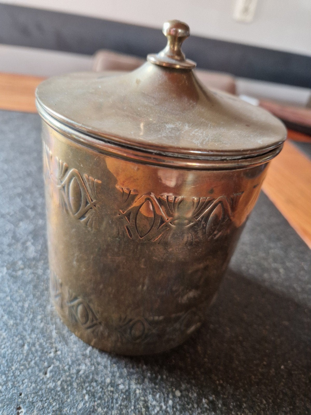 Antieke koperen tabaksdoos met deksel, Antiek en Kunst, Ophalen of Verzenden