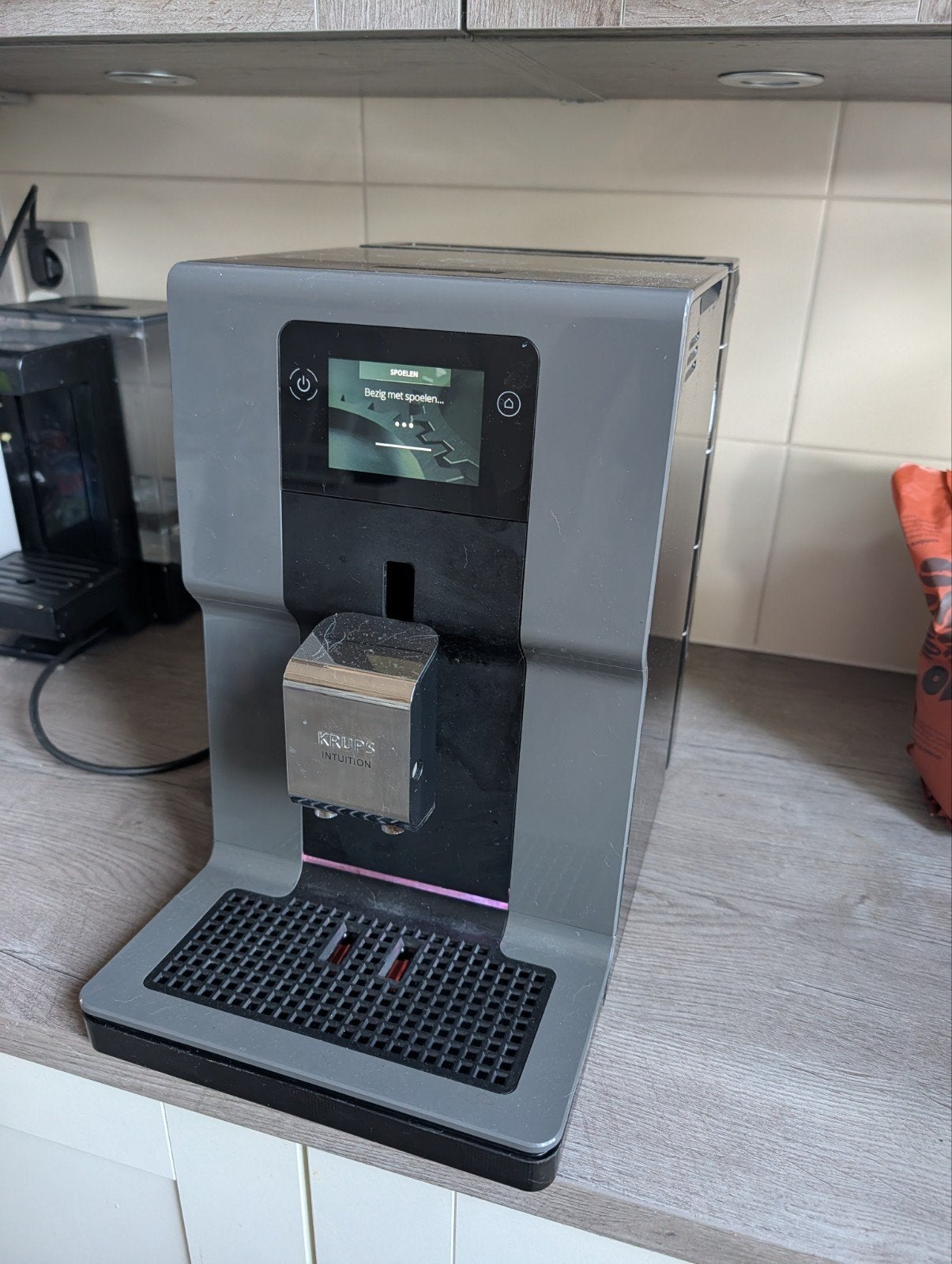 Krups Intuition Koffiemachine (reparatie over onderdelen), Ophalen, Afneembaar waterreservoir, Gebruikt, Koffiemachine