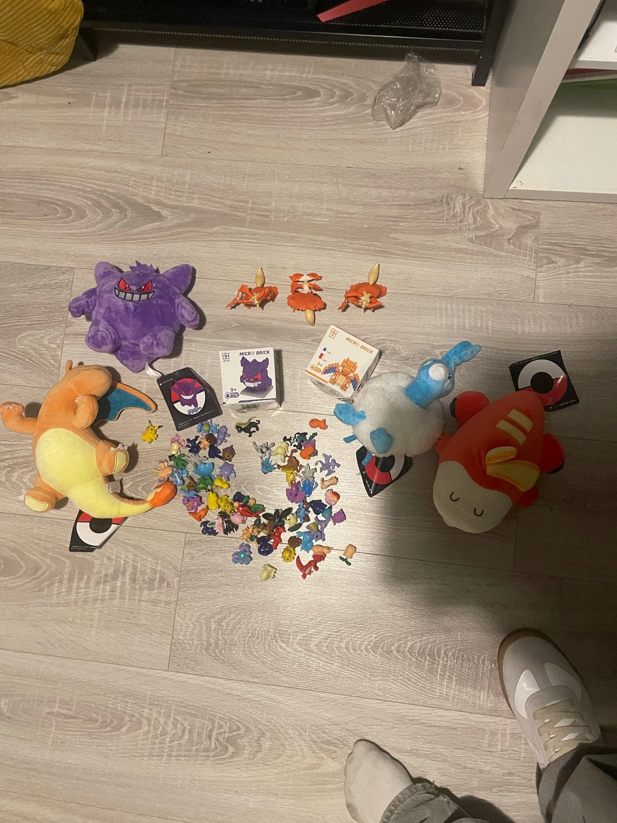 Grote Pokémon verzameling: knuffels, micro bricks & figuren, Ophalen of Verzenden, Gebruikt, Jongen of Meisje
