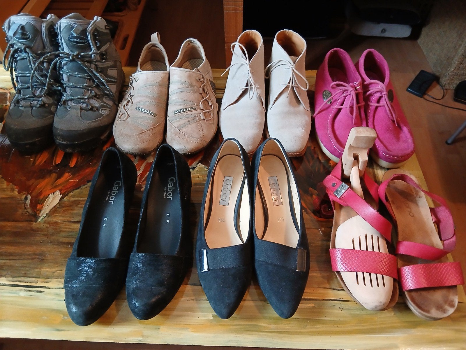 wandelschoenen, sportief, sandalen, pumps, Ophalen, Gedragen, Grijs, Wandelschoenen